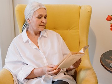 ¿Cómo se puede tratar la menopausia? 