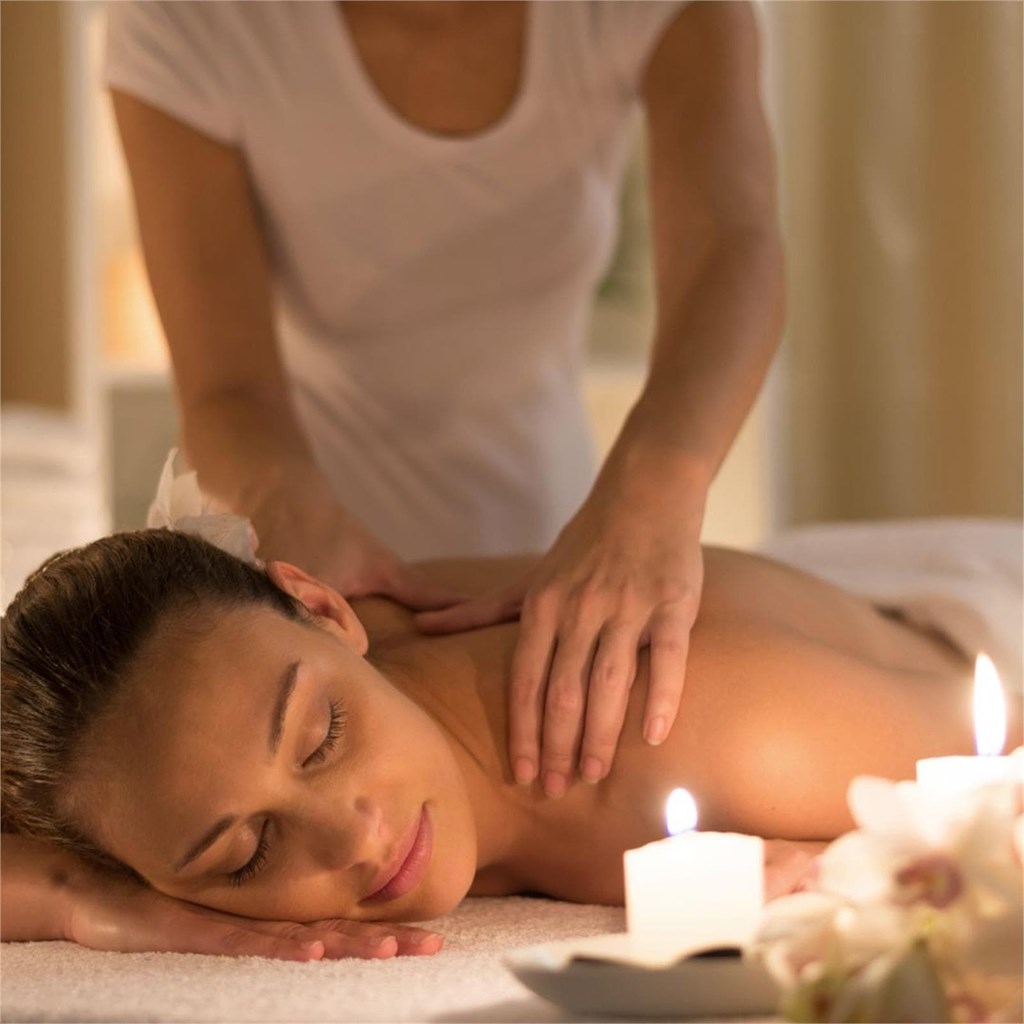 Descubre los beneficios de los masajes relajantes para combatir el estrés