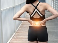 Dolor de espalda baja: cómo aliviarlo con fisioterapia en Galicia