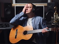 Lesión por sobreuso en músicos: cómo recuperar finura y resistencia en manos y hombros